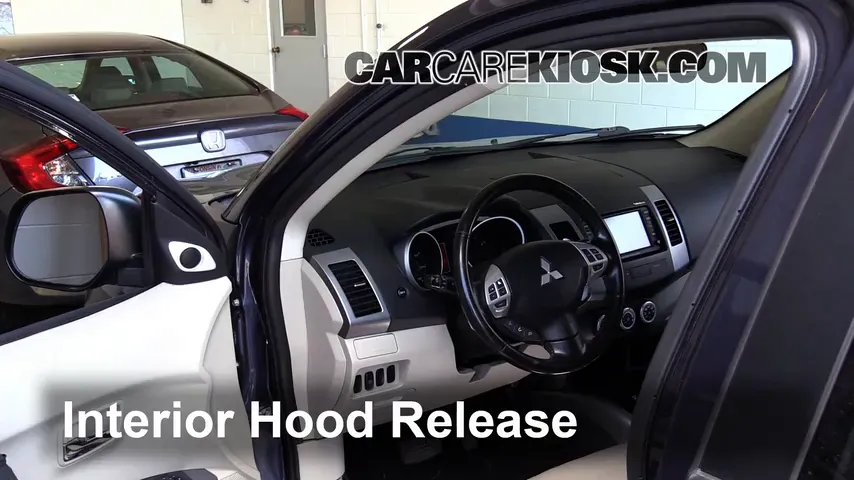 2009 Mitsubishi Outlander XLS 3.0L V6 Hood